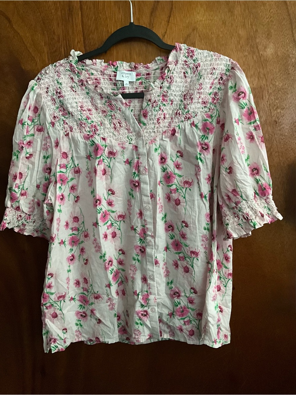 crown & ivy Pink Floral Smocked Peasant Blouse